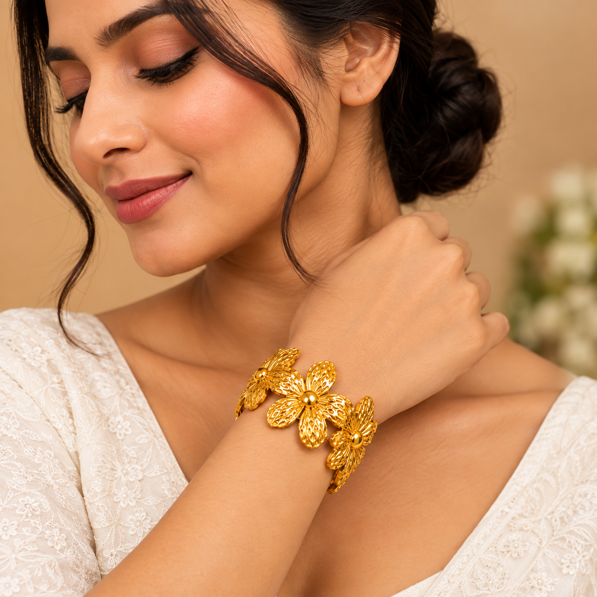 Premium Gold Floral Bracelet