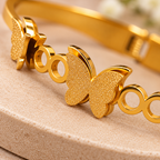 The Ethereal Halo Anti-Tarnish Fashion Bracelet