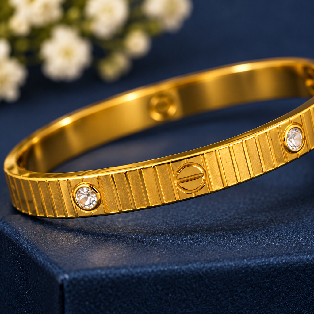 The Regal Noor Anti-Tarnish Fashion Bracelet