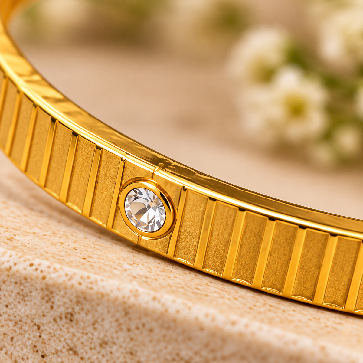 The Regal Noor Anti-Tarnish Fashion Bracelet