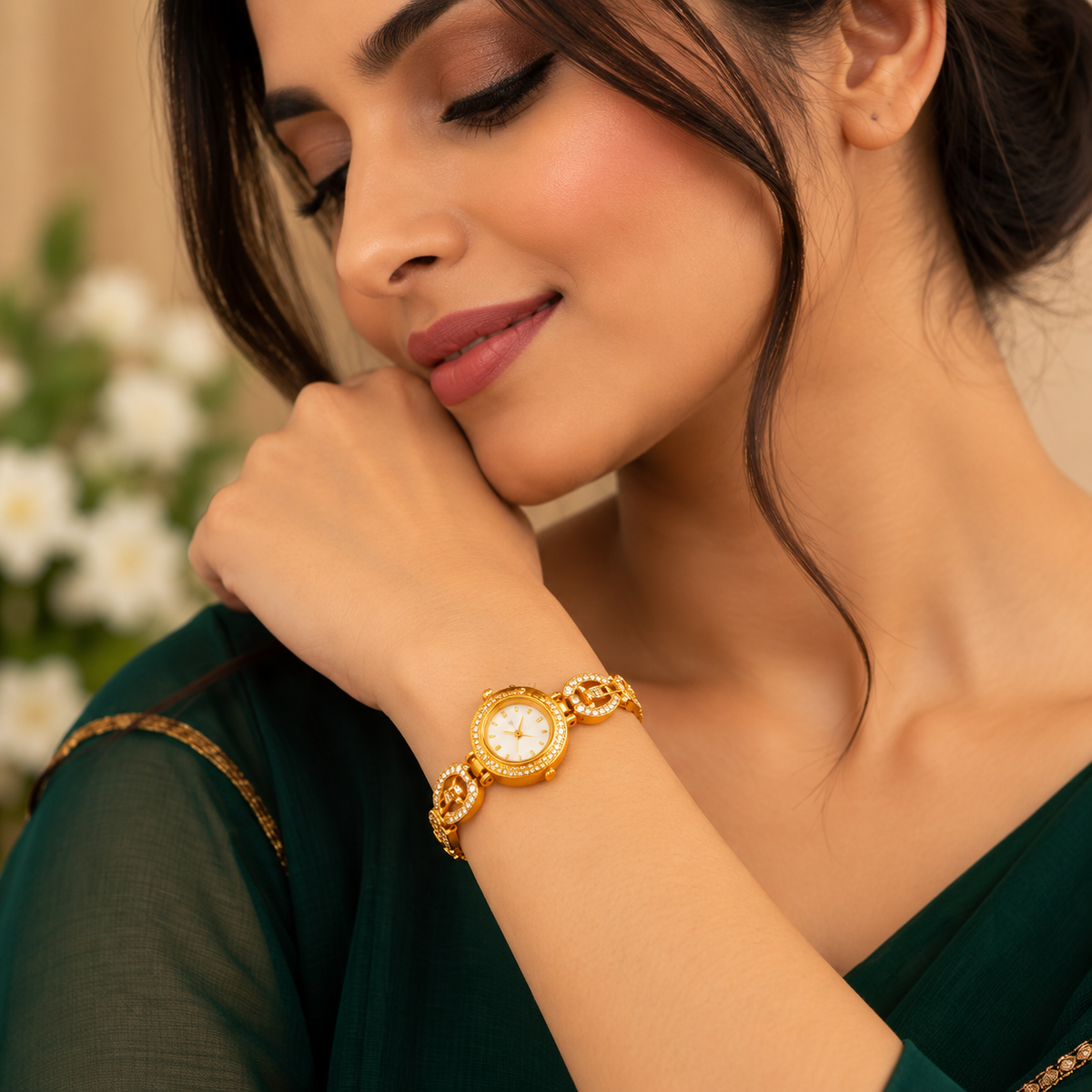 Royal Teardrop Crystal Gold Bracelet Watch