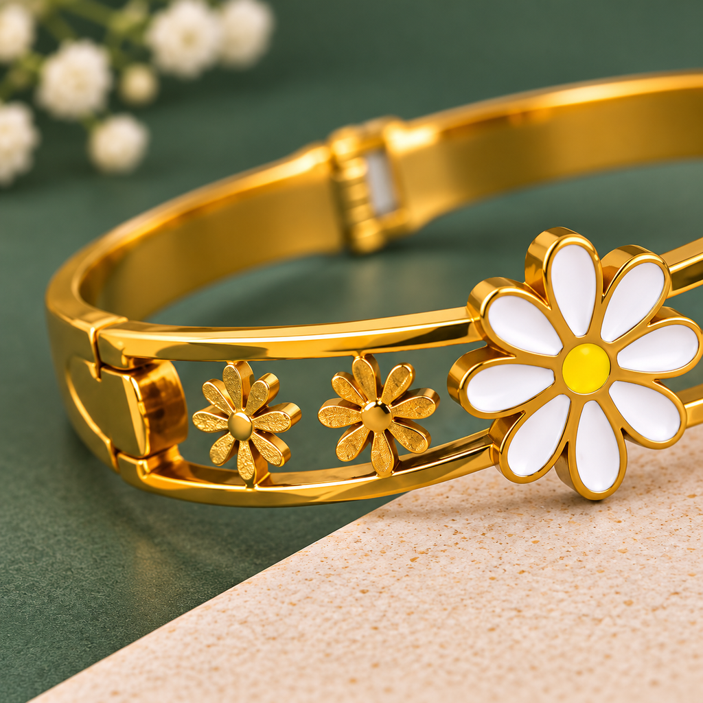 The Blushing Magic Anti-Tarnish Fashion Bracelet